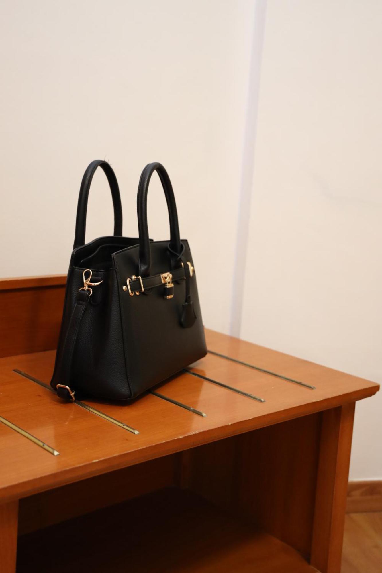 Hotel Majestic By Lvg Hotel Collection Аласио Екстериор снимка